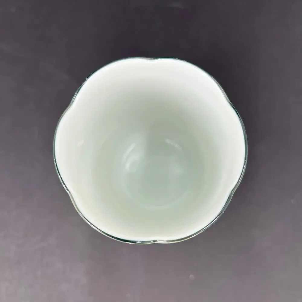 1988 Diana by Andre Richard Co Japan tulips soap dish and toothbrush holder